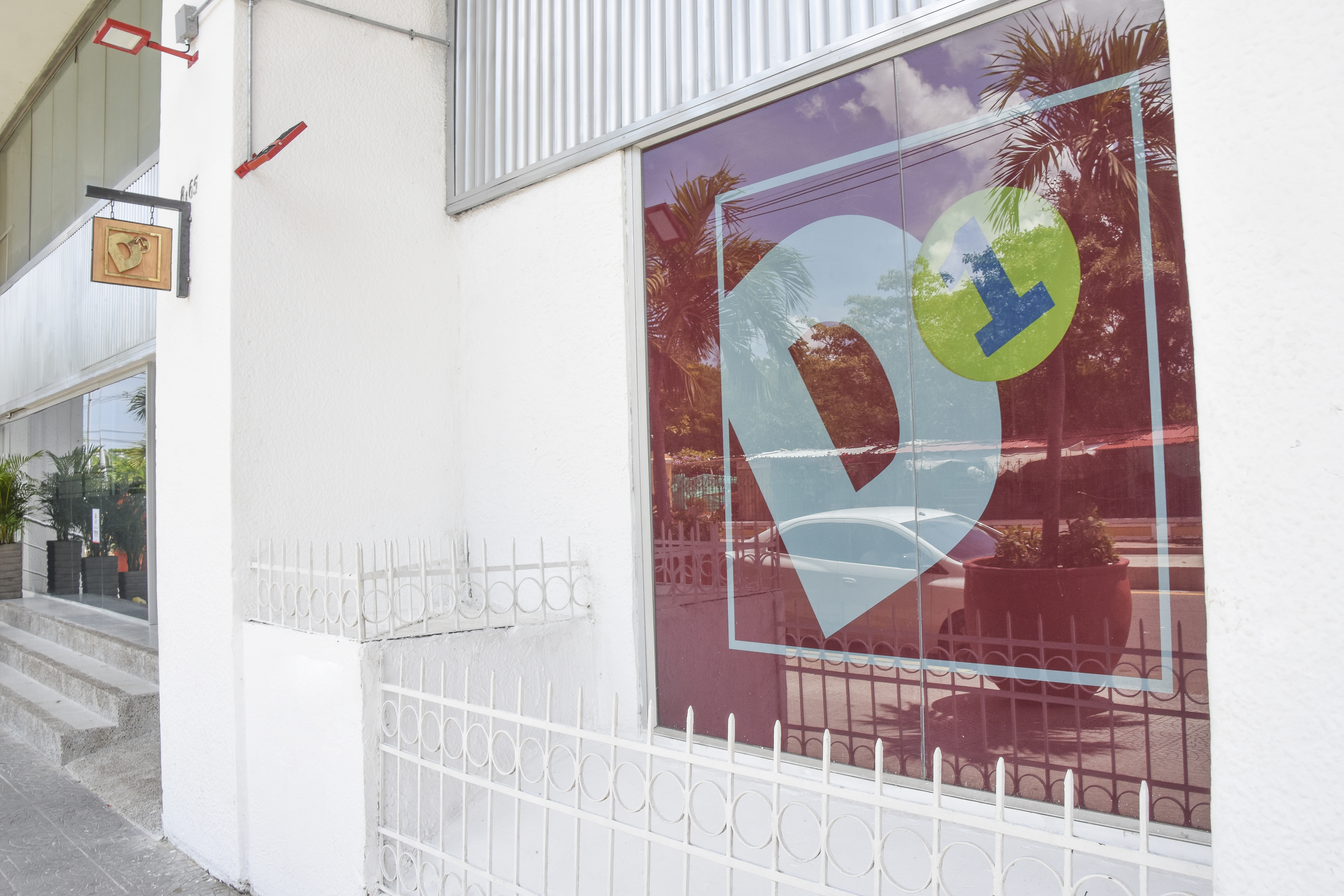 Instalación arquitectónica de película CeramicPlush